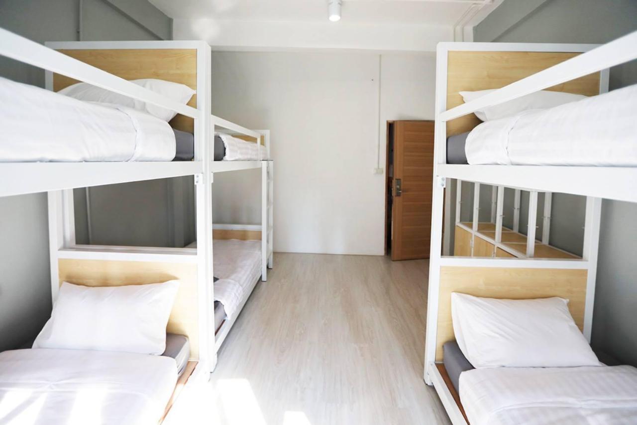 Local Time Bangkok Hostel&Cafe Екстер'єр фото