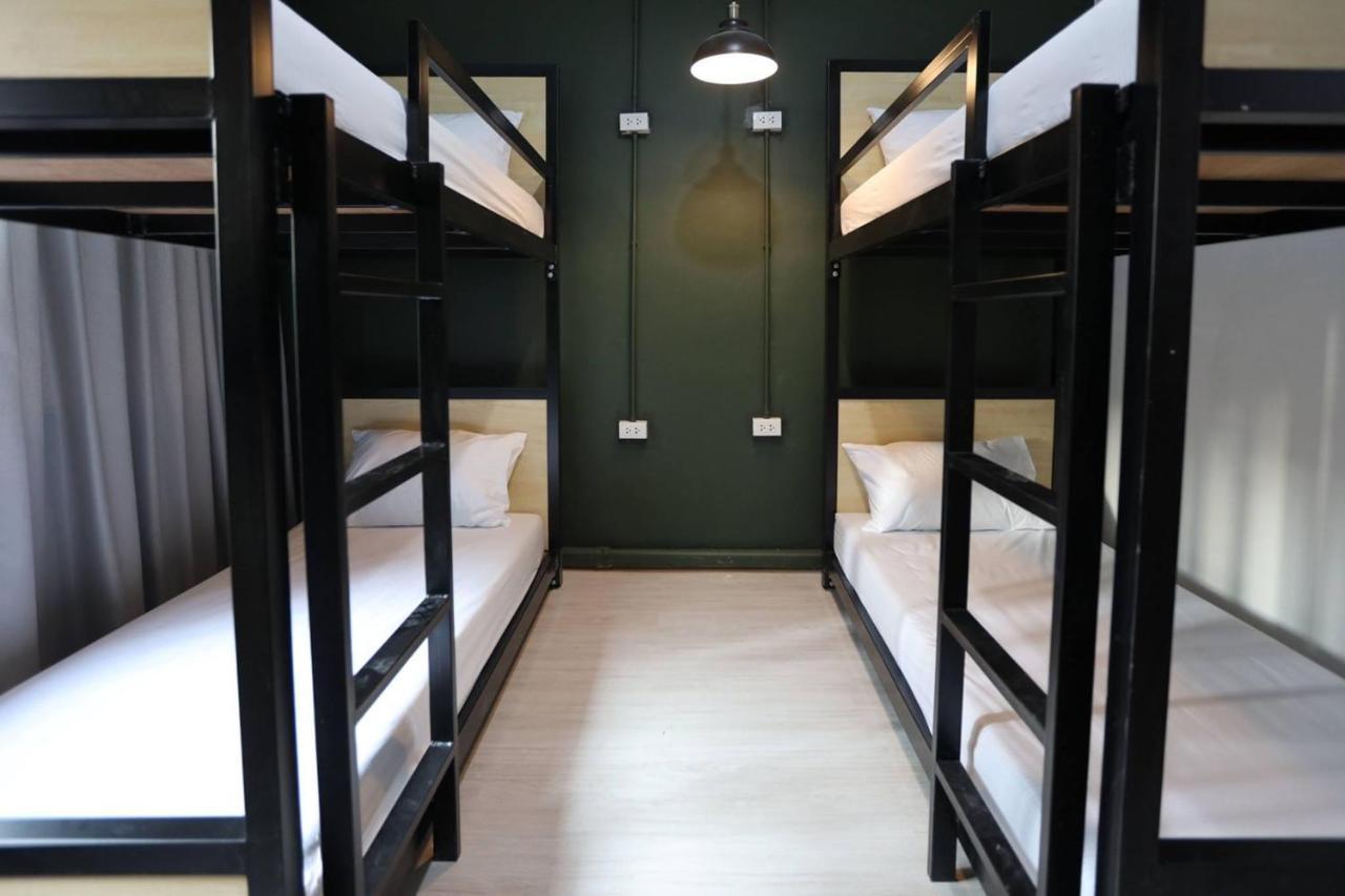 Local Time Bangkok Hostel&Cafe Екстер'єр фото