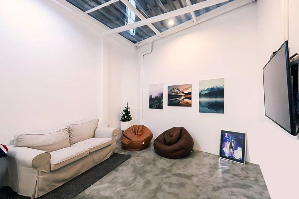 Local Time Bangkok Hostel&Cafe Екстер'єр фото