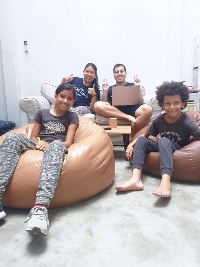 Local Time Bangkok Hostel&Cafe Екстер'єр фото